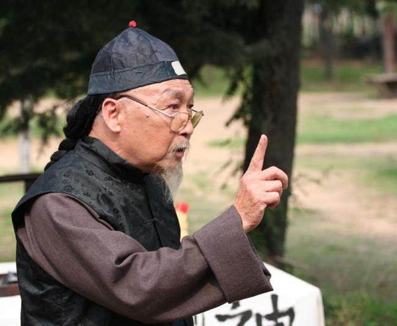 如何找到可靠的免费算命网站?这是一个许多人关心的问题。